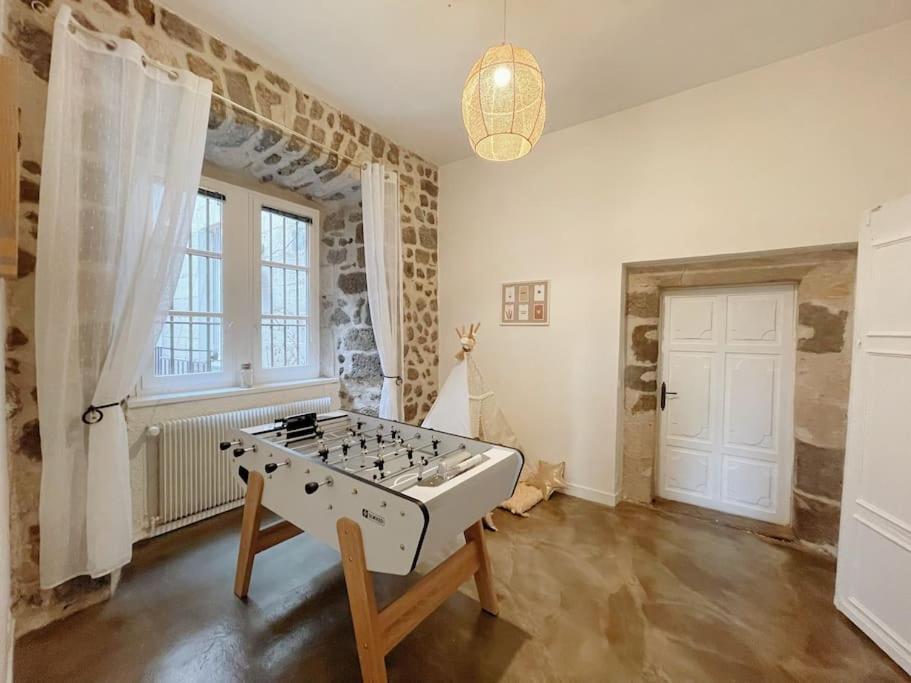 Logis Du Chandelier Le Puy-en-Velay Esterno foto