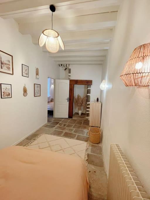 Logis Du Chandelier Le Puy-en-Velay Esterno foto