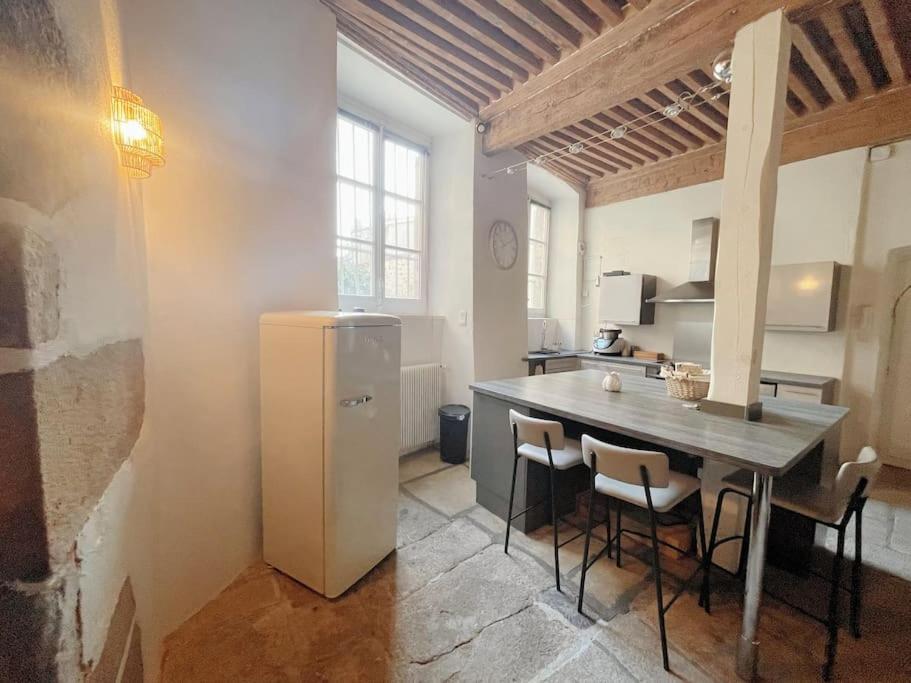 Logis Du Chandelier Le Puy-en-Velay Esterno foto