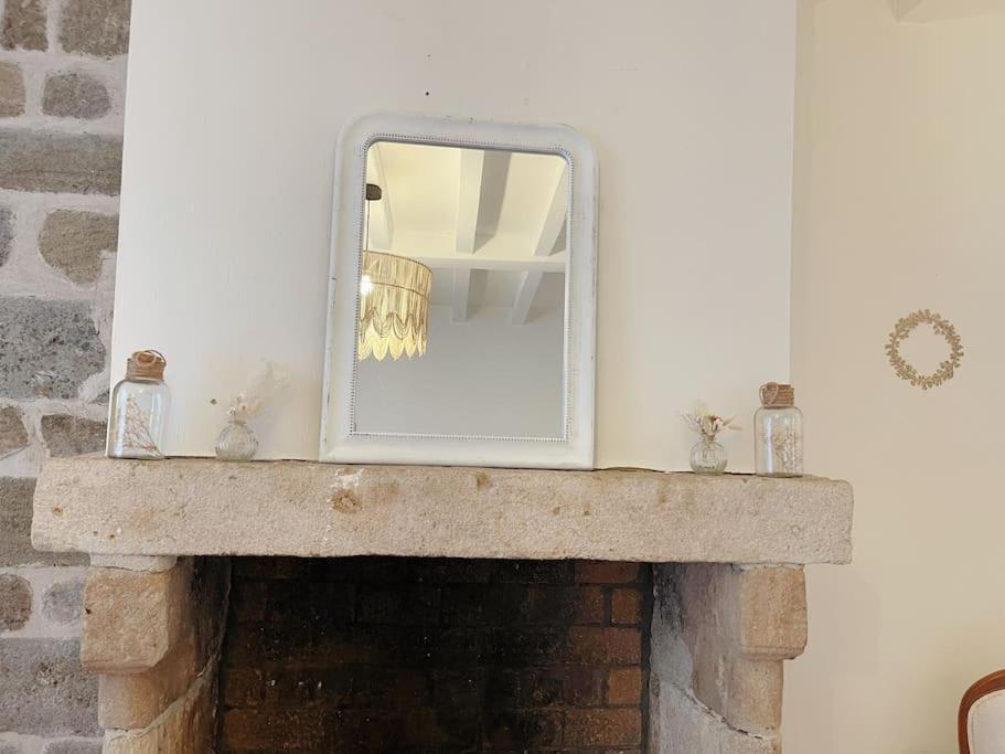 Logis Du Chandelier Le Puy-en-Velay Esterno foto